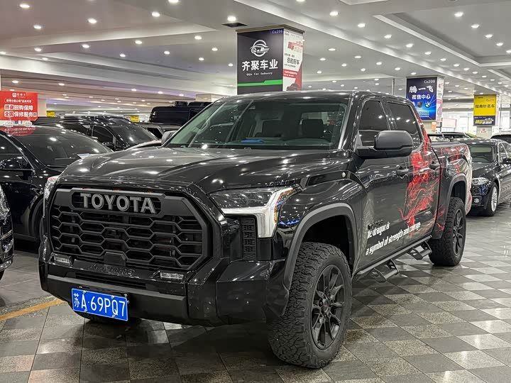 Toyota Tundra