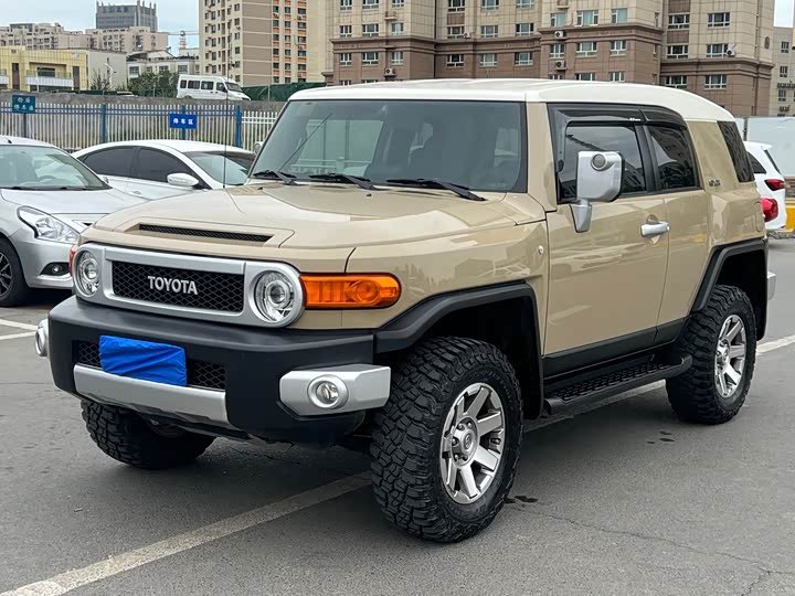 Toyota FJ