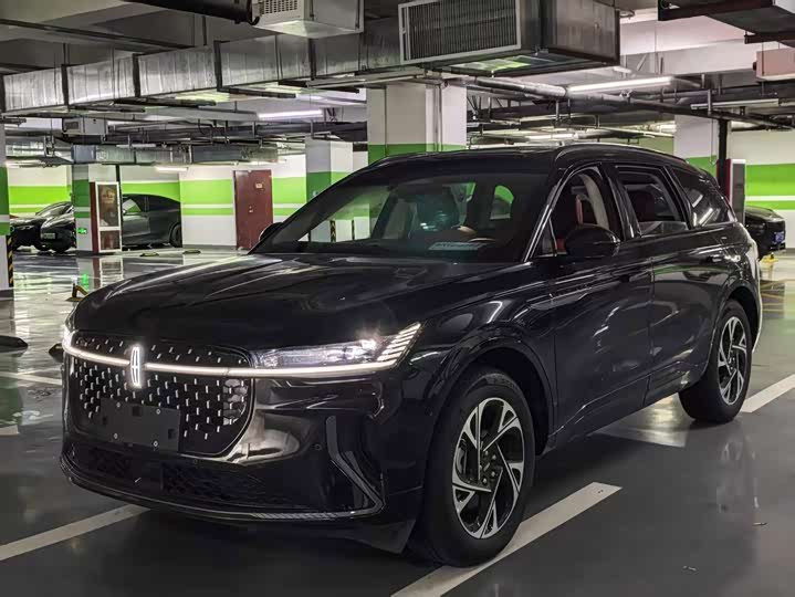 Lincoln Explorer