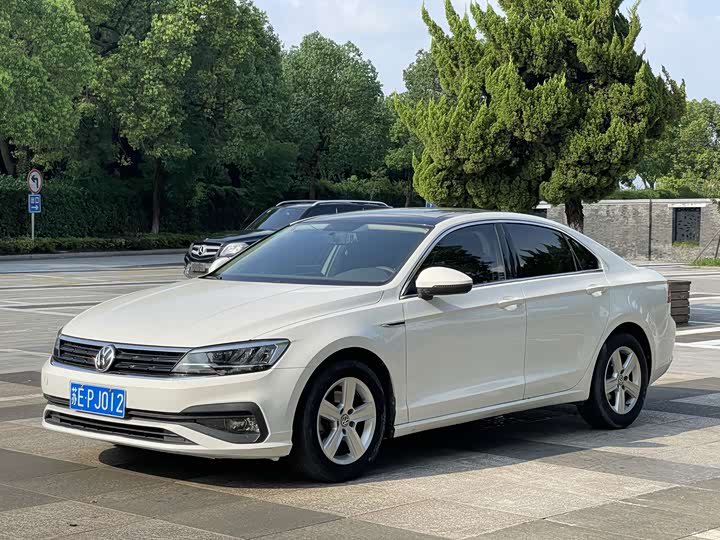 Volkswagen Lamando