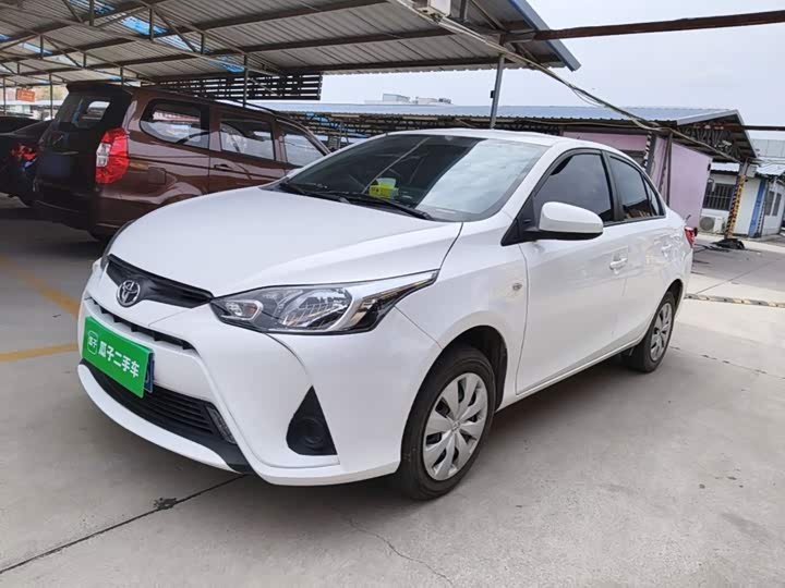 Toyota YARiS L Zhixiang
