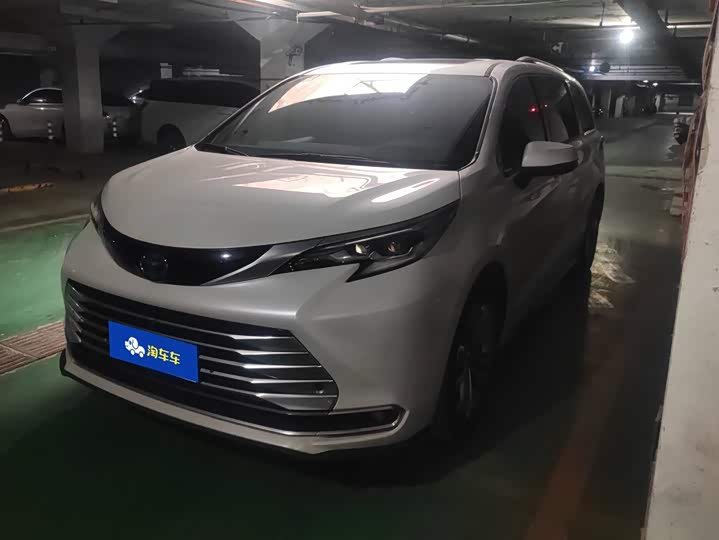 Toyota Sienna
