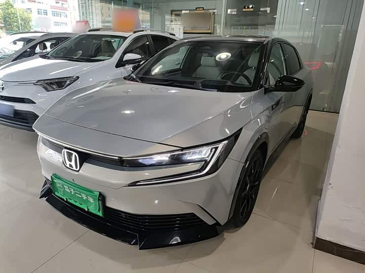 Honda e:NP2