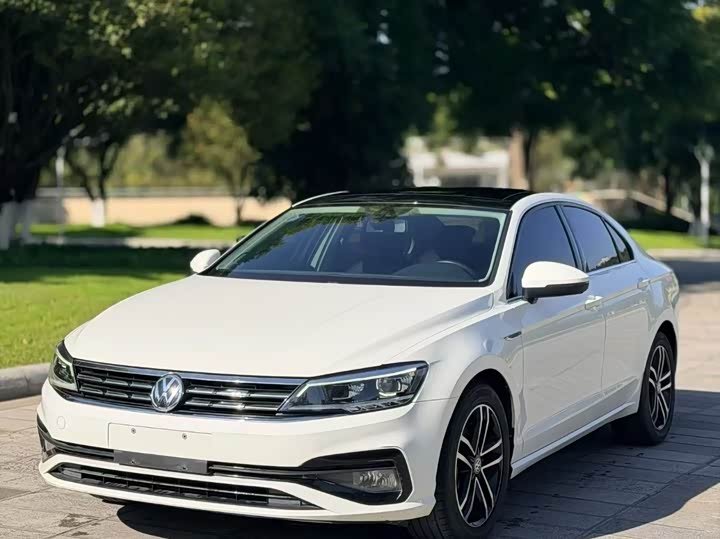 Volkswagen Lamando