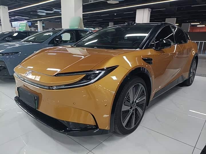 Toyota bZ5
