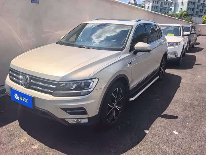 Volkswagen Tiguan L