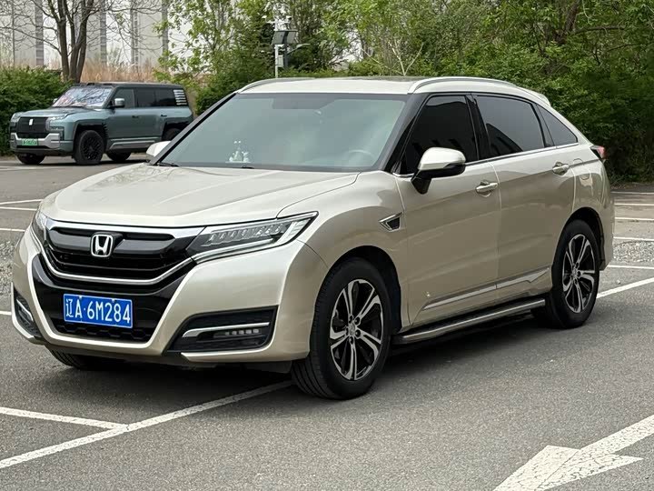 Honda UR-V