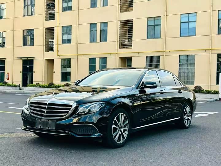Mercedes-Benz E