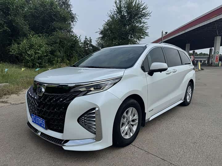 Toyota Granvia