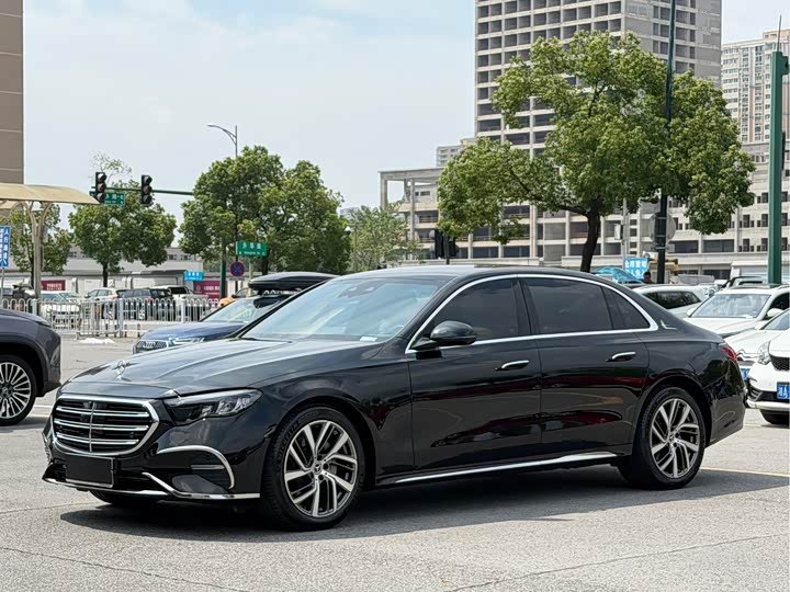 Mercedes-Benz E