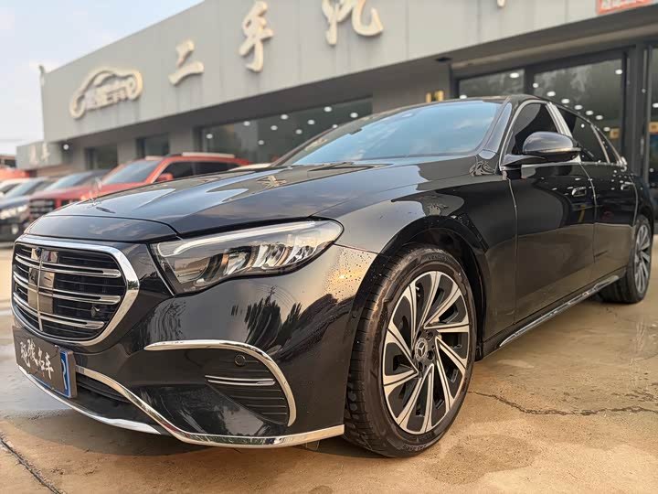Mercedes-Benz E