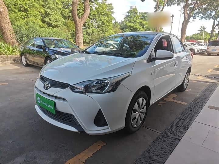 Toyota YARiS L Zhixiang