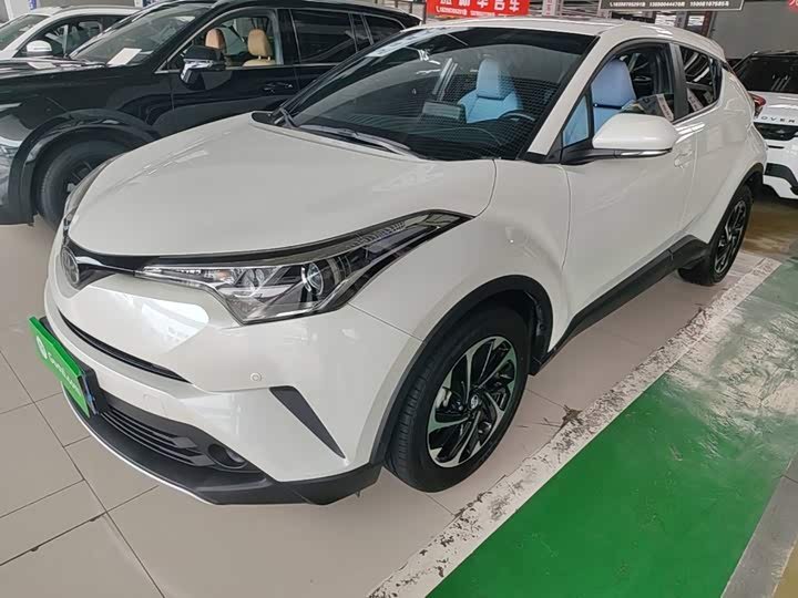 Toyota C-HR IZOA