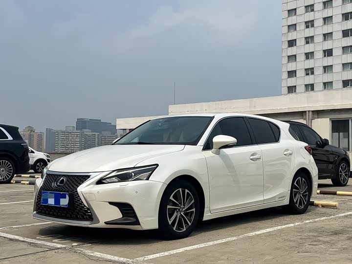 Lexus CT