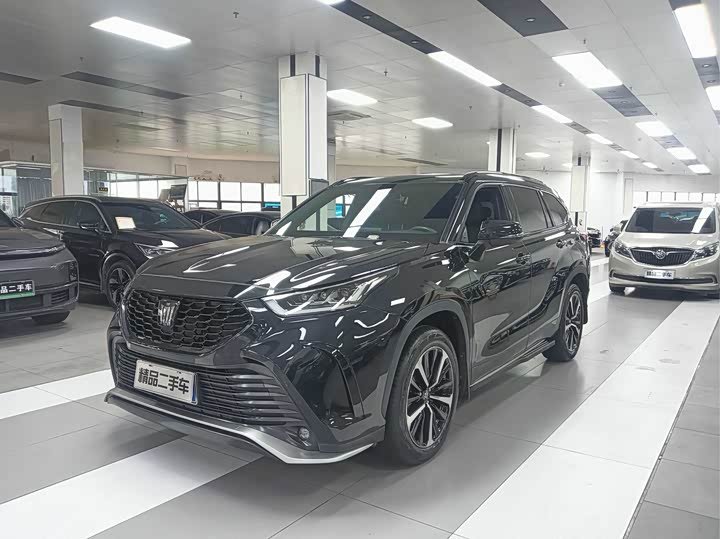 Toyota Crown Land Cruiser
