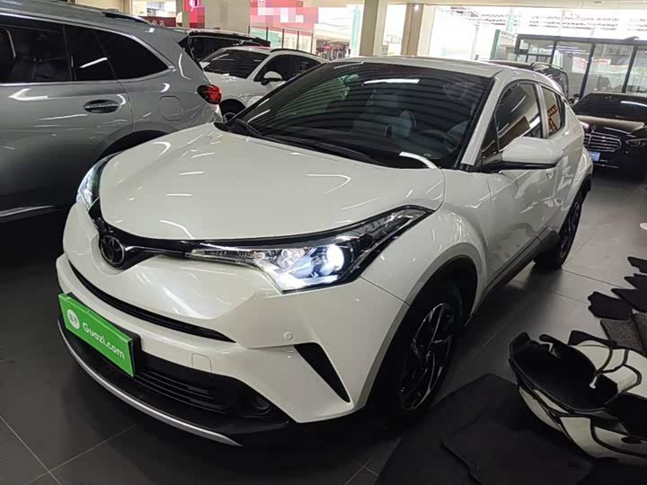Toyota C-HR IZOA