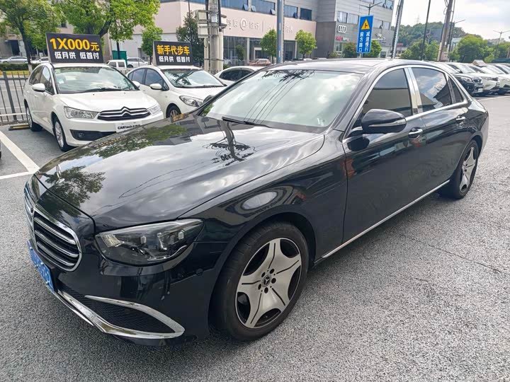 Mercedes-Benz E