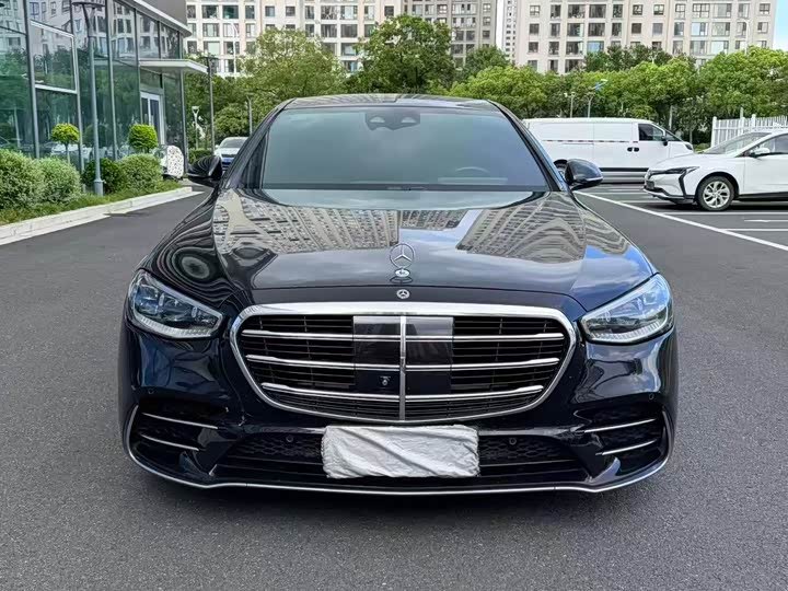 Mercedes-Benz S