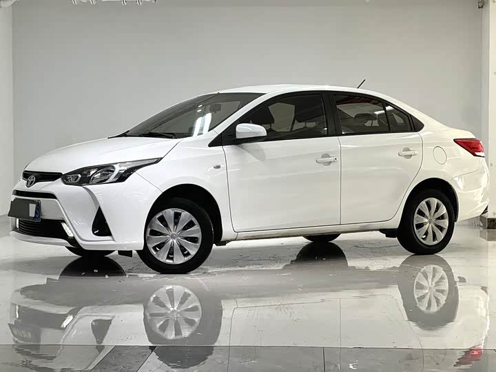 Toyota YARiS L Zhixiang