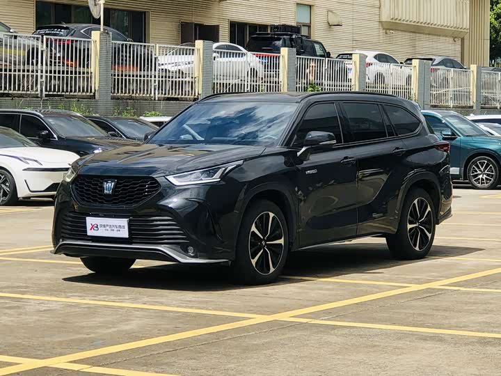 Toyota Crown Land Cruiser