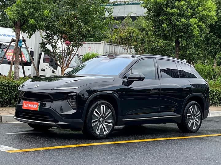 NIO ES7