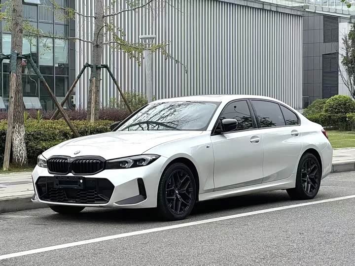 BMW 330Li
