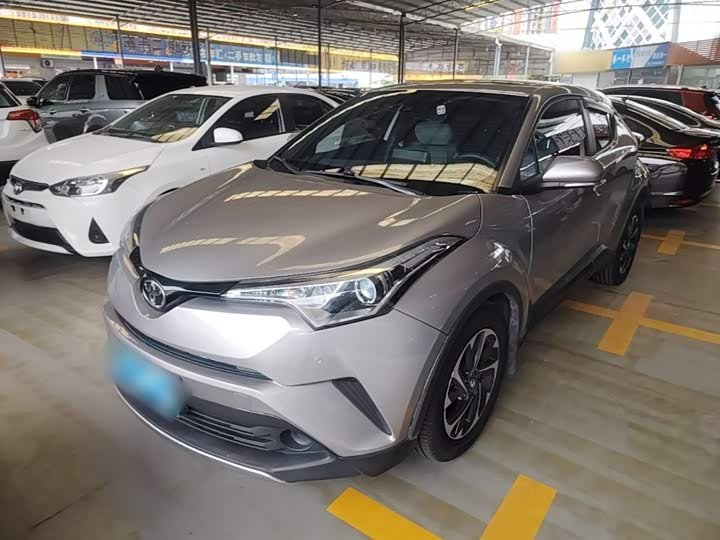 Toyota C-HR IZOA