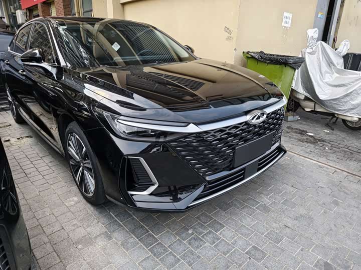 Chery Arrizo 8