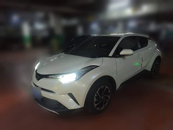 Toyota C-HR IZOA