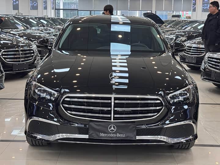 Mercedes-Benz E