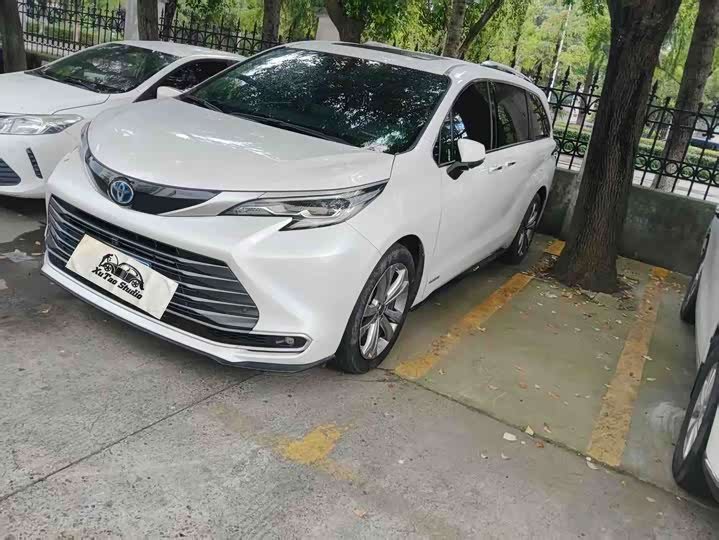 Toyota Sienna