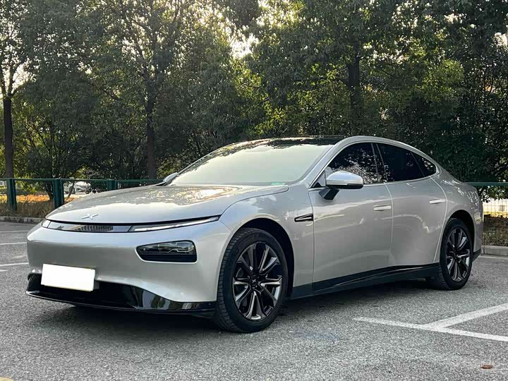 Xpeng P7