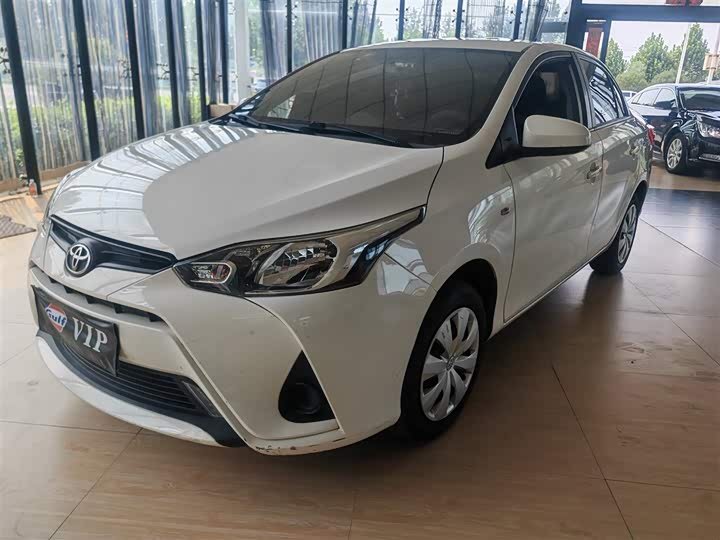 Toyota YARiS L Zhixiang