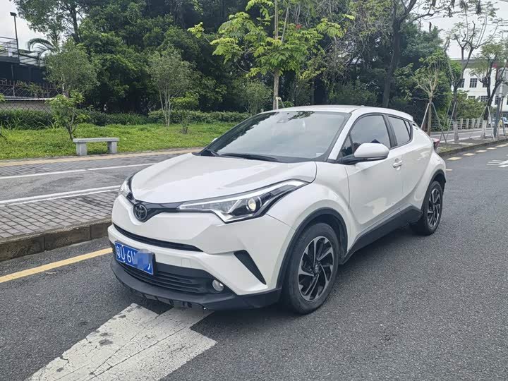 Toyota C-HR IZOA