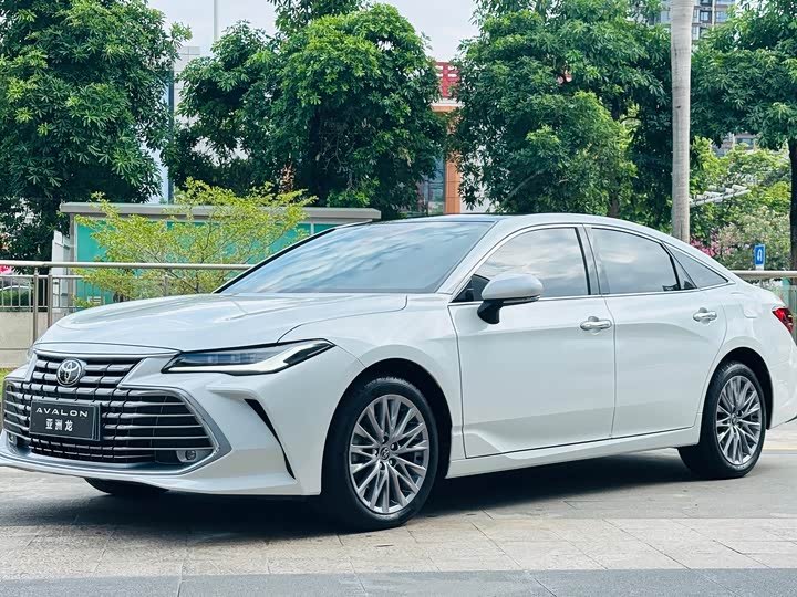 Toyota Avalon