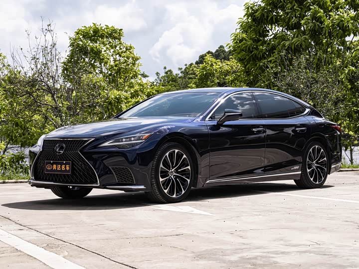Lexus LS