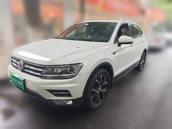 Volkswagen Tiguan L