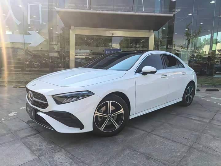 Mercedes-Benz A