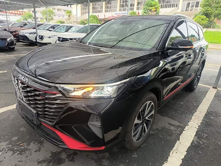Dongfeng Aeolus AX7