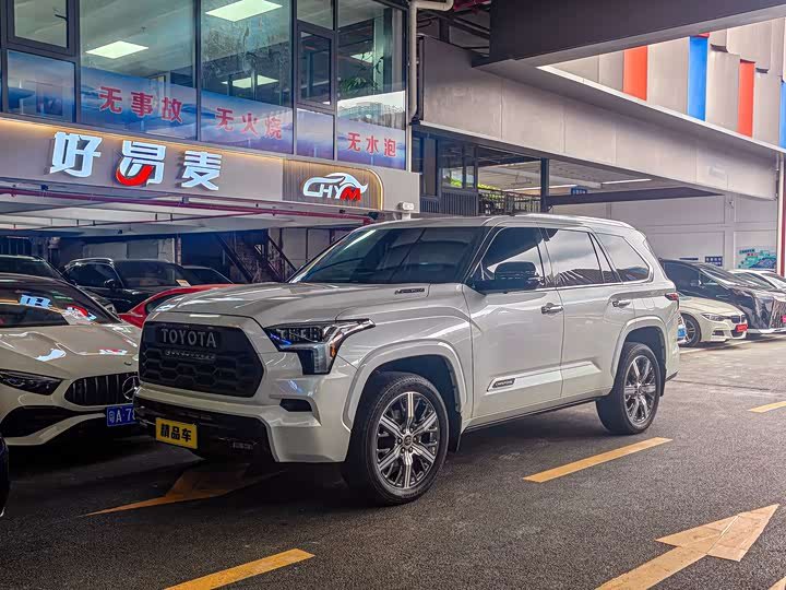 Toyota Sequoia