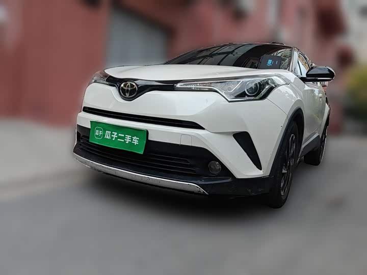 Toyota C-HR IZOA