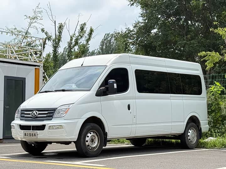 Maxus V80