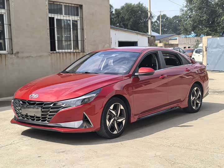 Hyundai Elantra