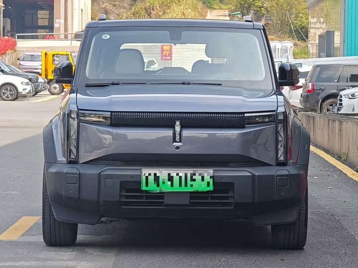 iCAR 03