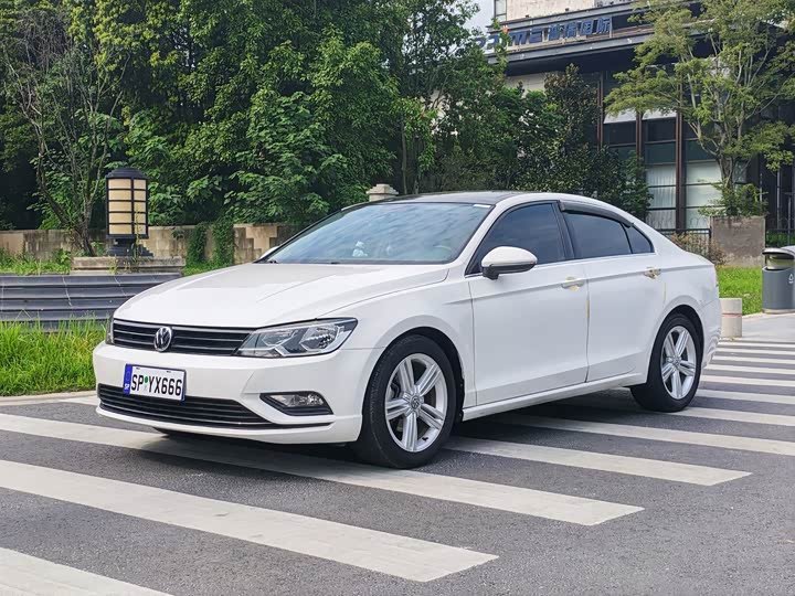 Volkswagen Lamando