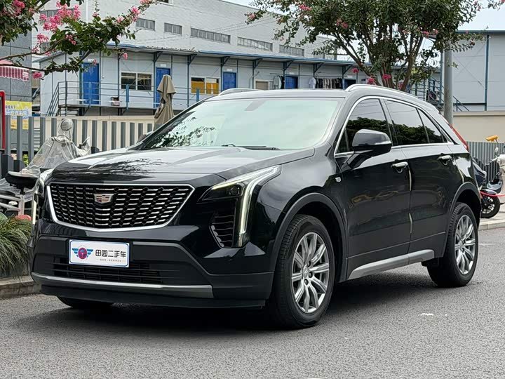 Cadillac XT4