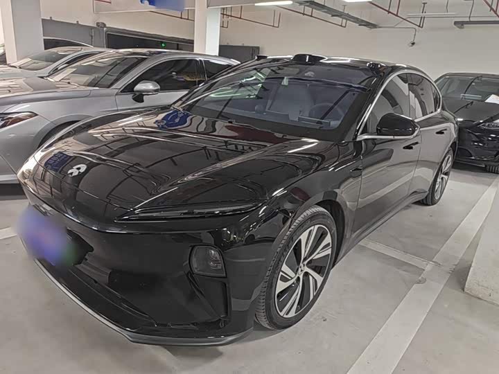 NIO ET5