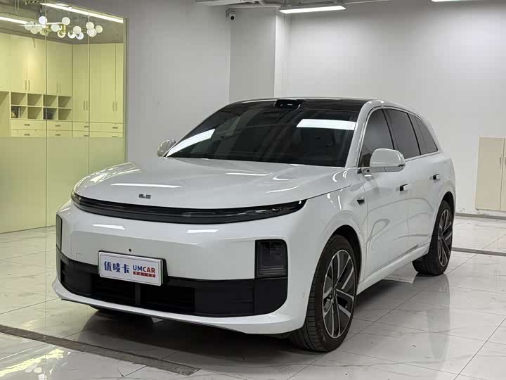 Li Auto L6
