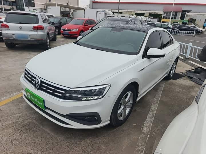 Volkswagen Lamando