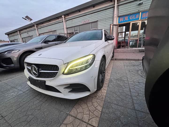 Mercedes-Benz C